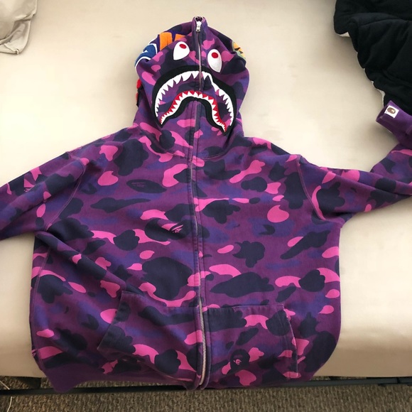 bape jacket lila